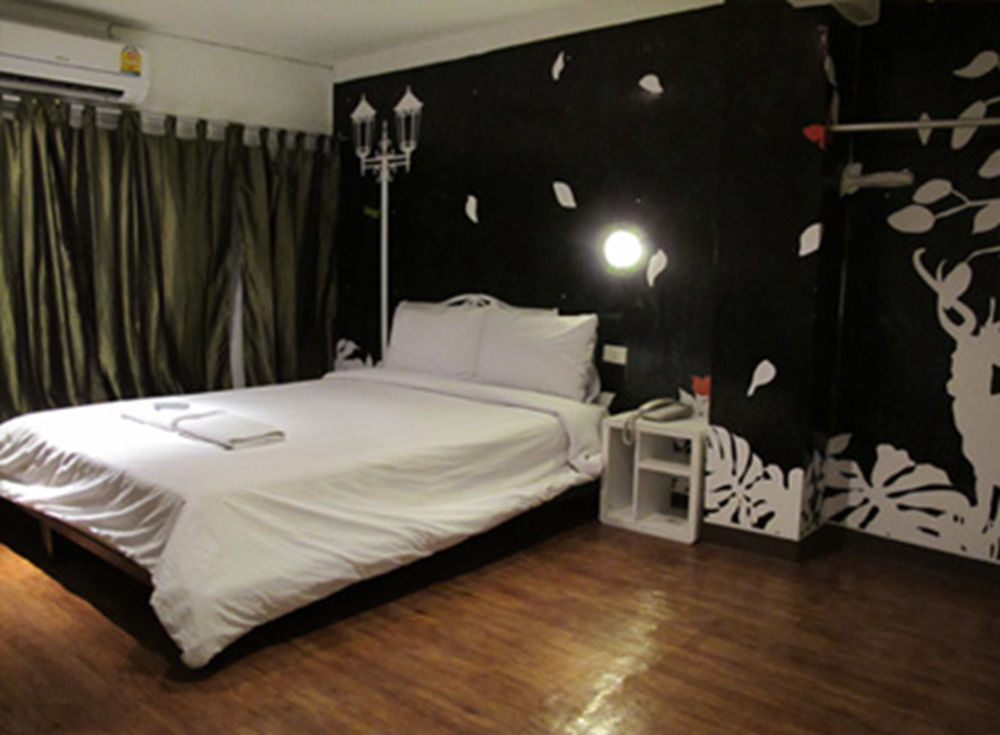 בנגקוק Take A Nap Hostel מראה חיצוני תמונה